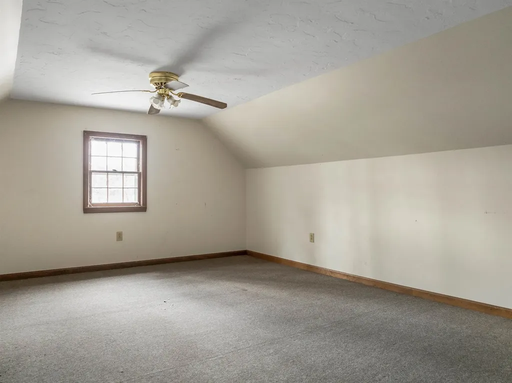 132 Dustin Tavern Road Weare NH 03281