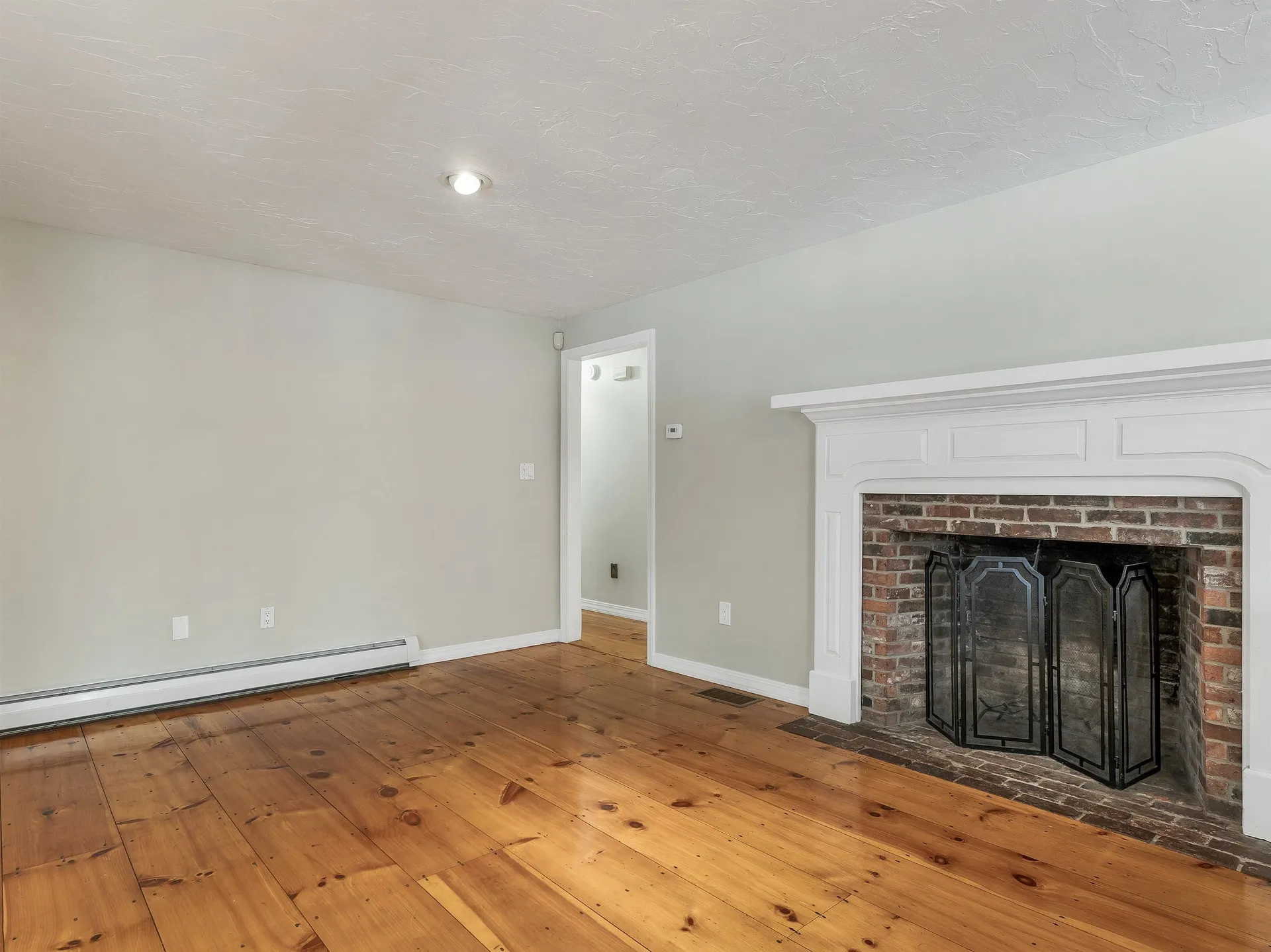 132 Dustin Tavern Road Weare NH 03281