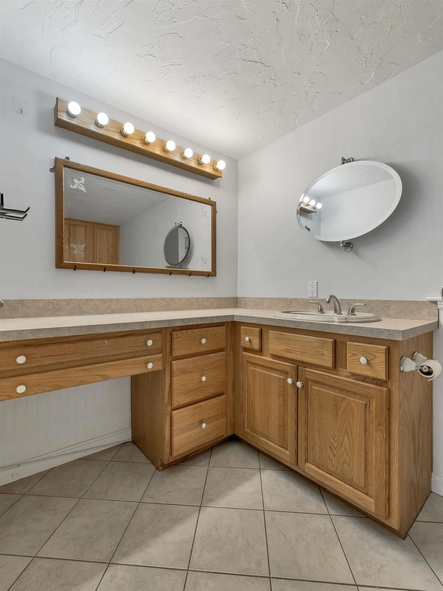 132 Dustin Tavern Road Weare NH 03281