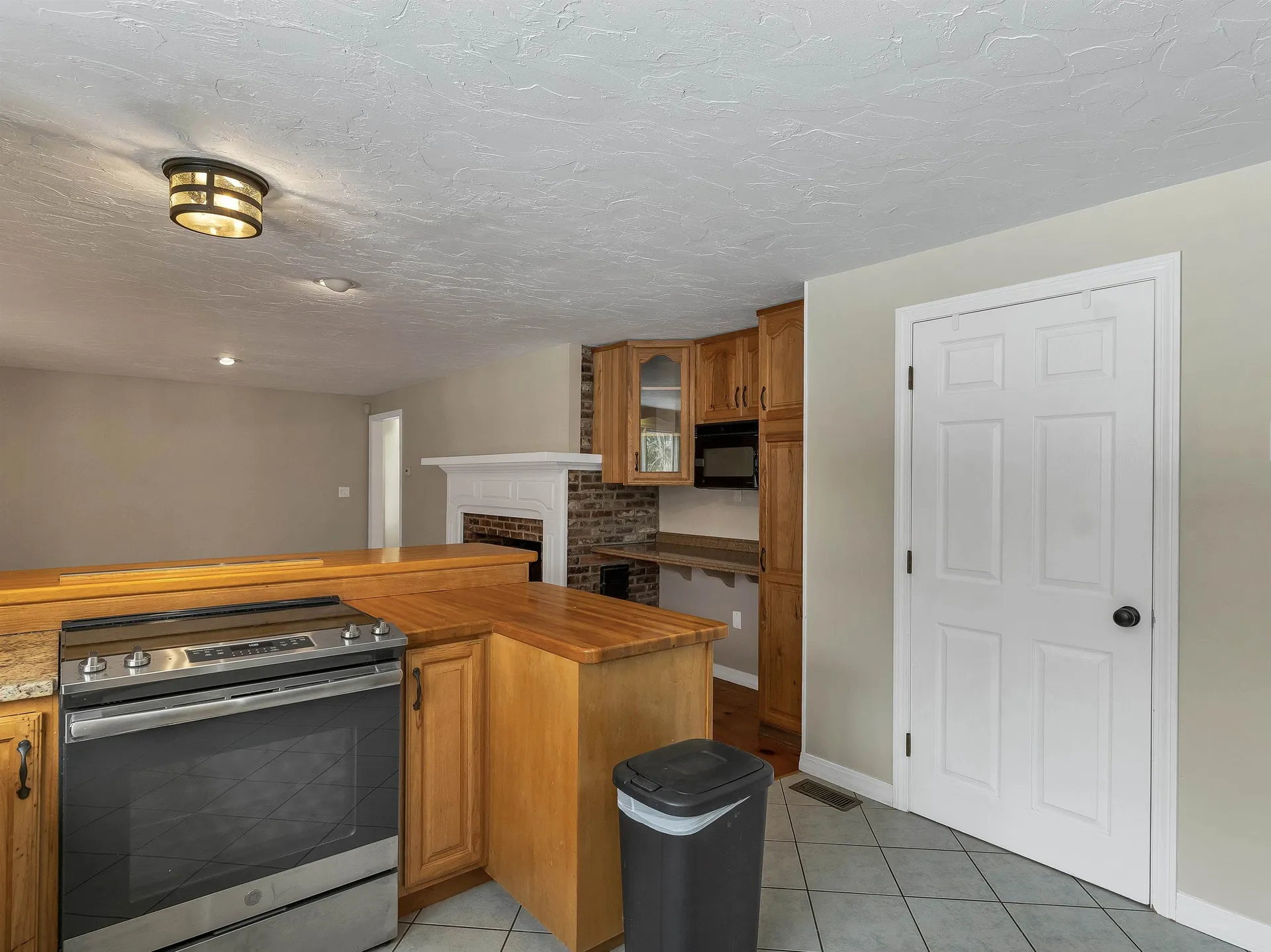 132 Dustin Tavern Road Weare NH 03281