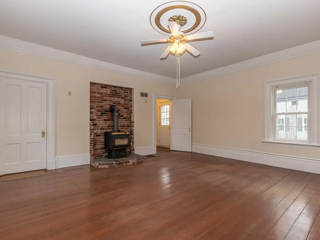 116 Island Street Keene NH 03431