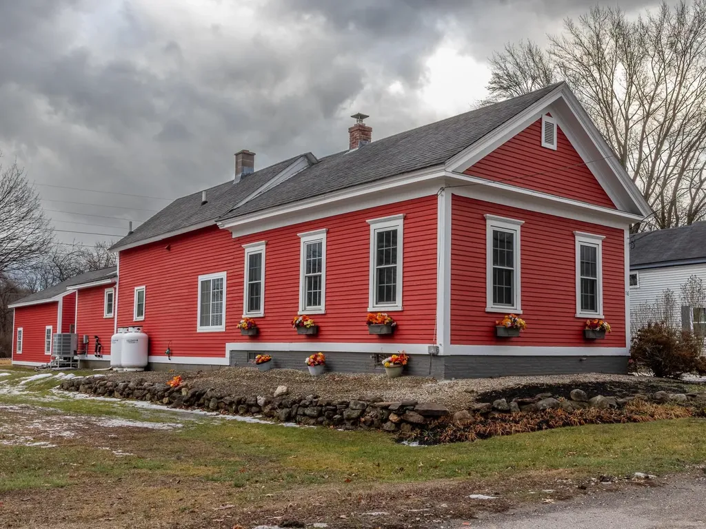 116 Island Street Keene NH 03431