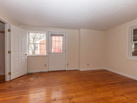 116 Island Street Keene NH 03431