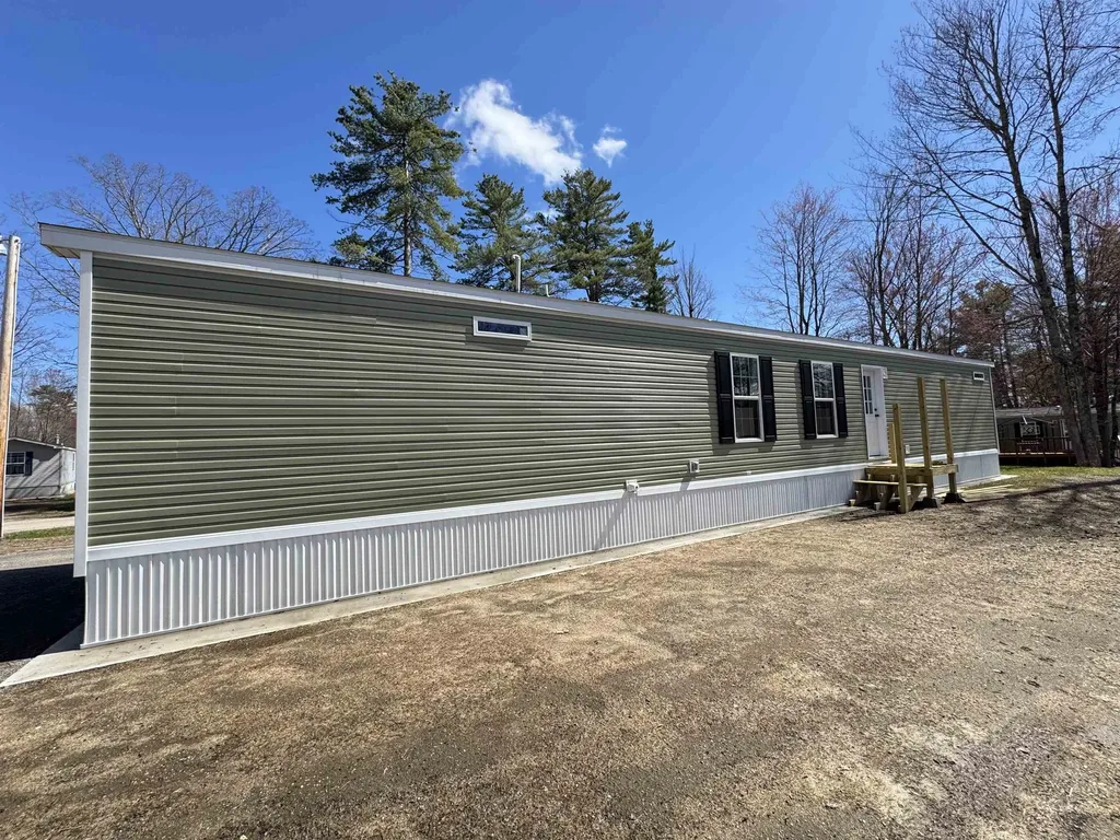 20 True Road Meredith NH 03253