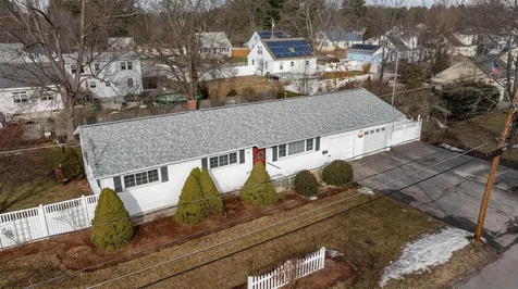 21 Victor Avenue Nashua NH 03060