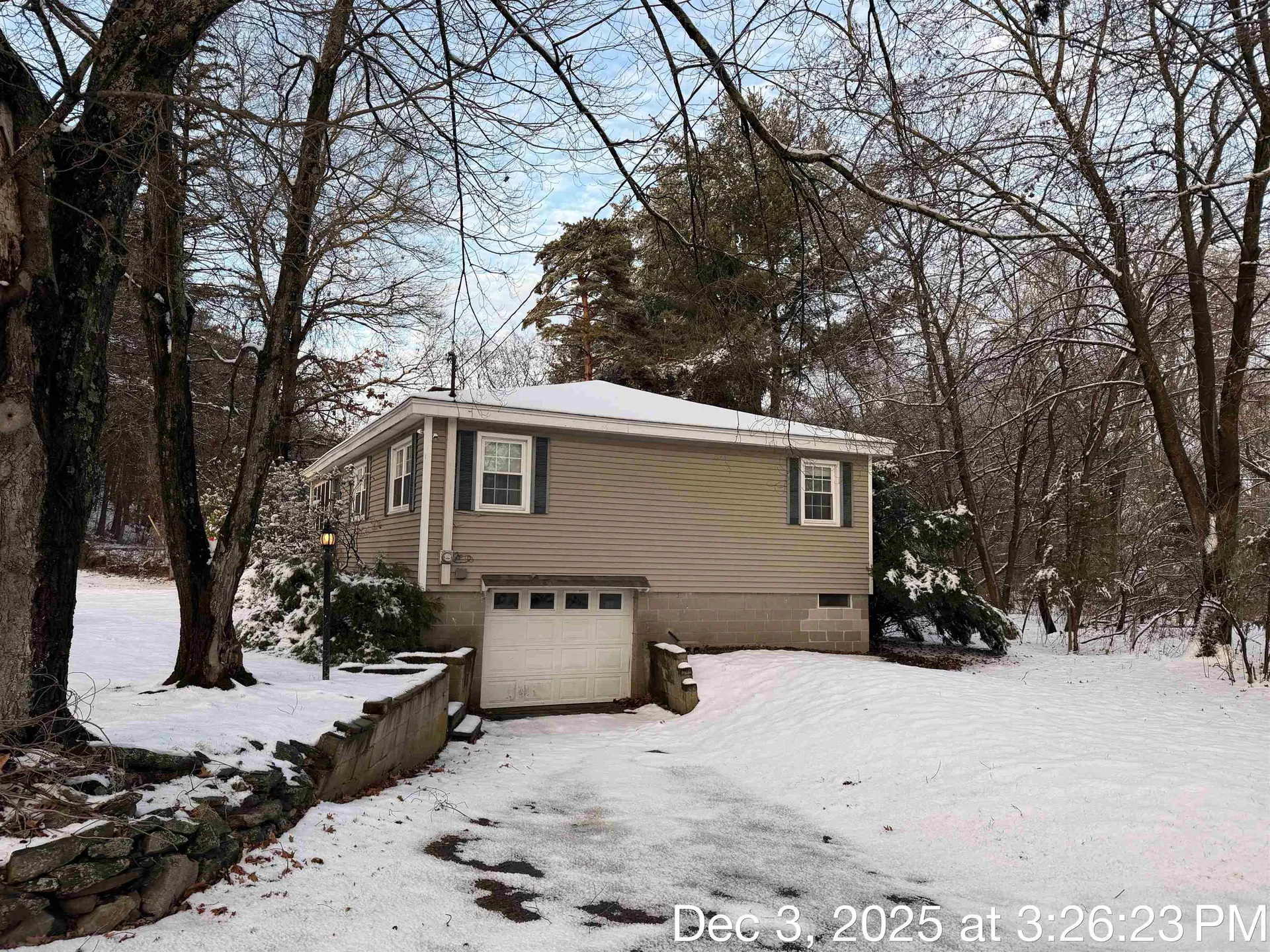 117 Lawrence Road Salem NH 03079