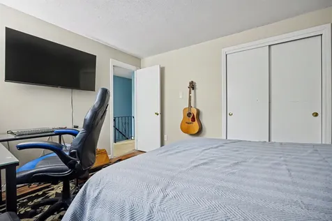 38 Midridge Circle Londonderry NH 03053