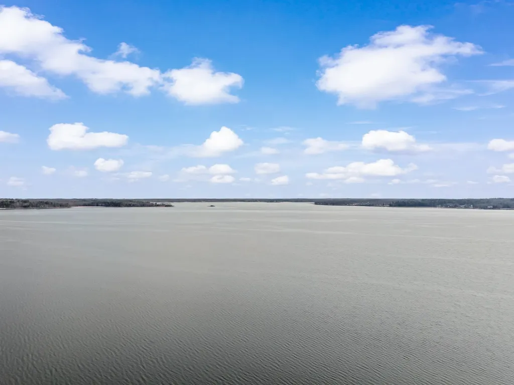 274 Bay Road Newmarket NH 03857