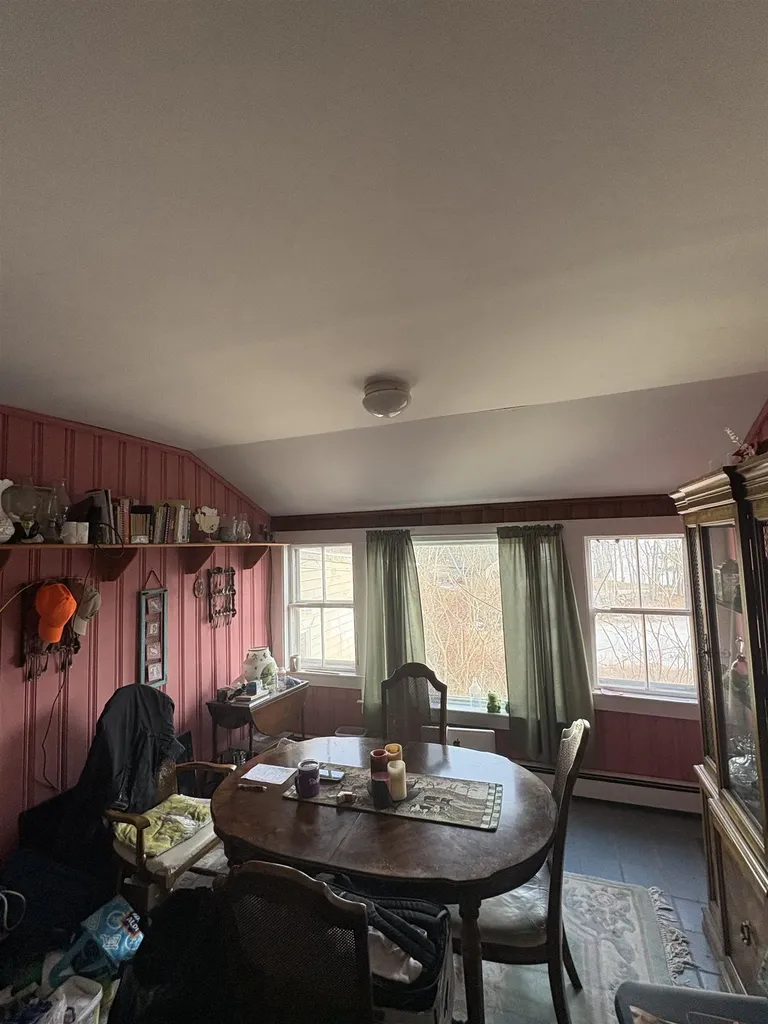 274 Bay Road Newmarket NH 03857