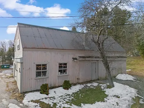 274 Bay Road Newmarket NH 03857