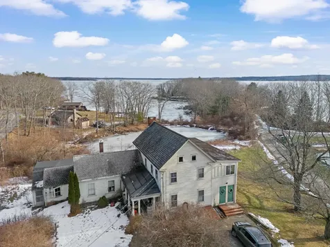 274 Bay Road Newmarket NH 03857