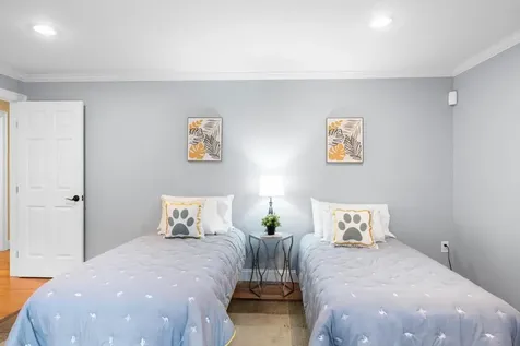 605 Straw Hill Road Manchester NH 03104