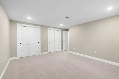 605 Straw Hill Road Manchester NH 03104