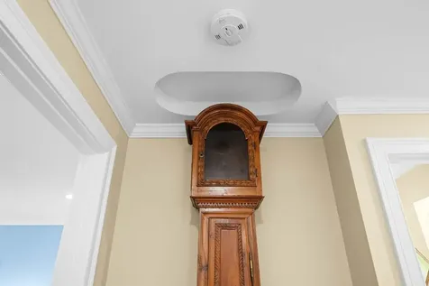 605 Straw Hill Road Manchester NH 03104