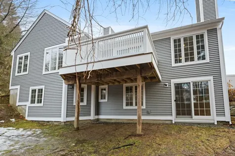 605 Straw Hill Road Manchester NH 03104