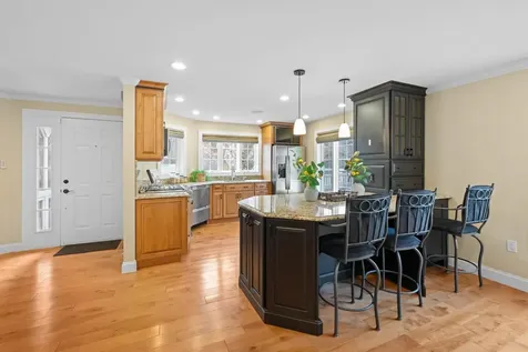 605 Straw Hill Road Manchester NH 03104