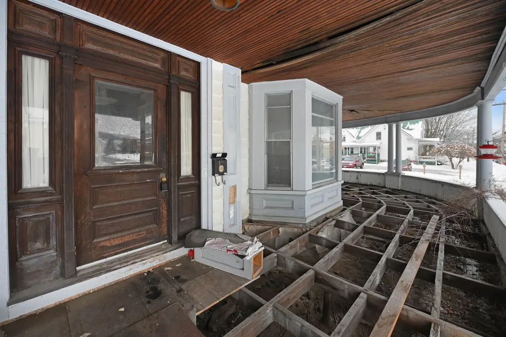 277 Summer Street St. Johnsbury VT 05819