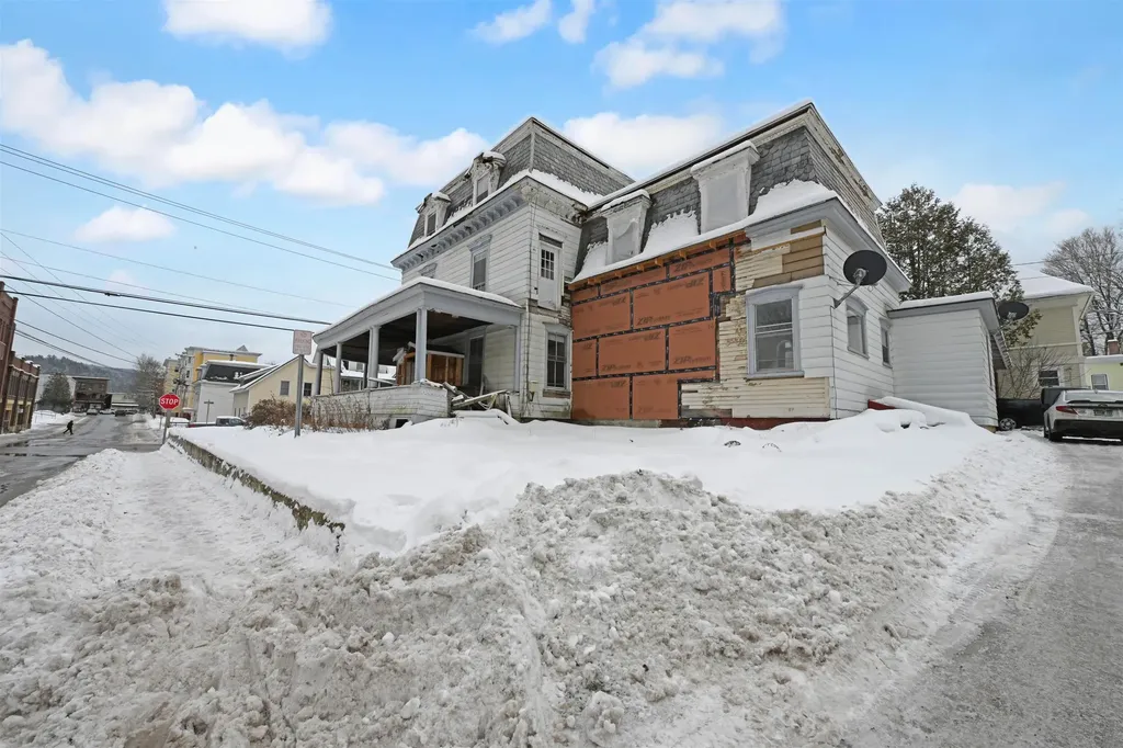 277 Summer Street St. Johnsbury VT 05819