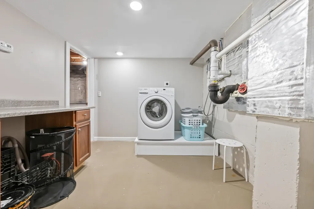 264 Parker Road Carroll NH 03598