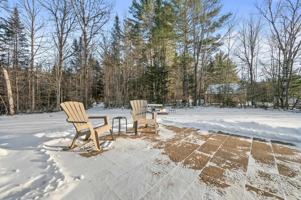 264 Parker Road Carroll NH 03598