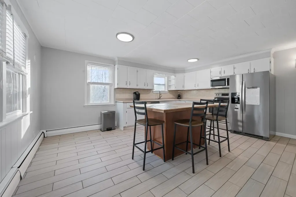 264 Parker Road Carroll NH 03598