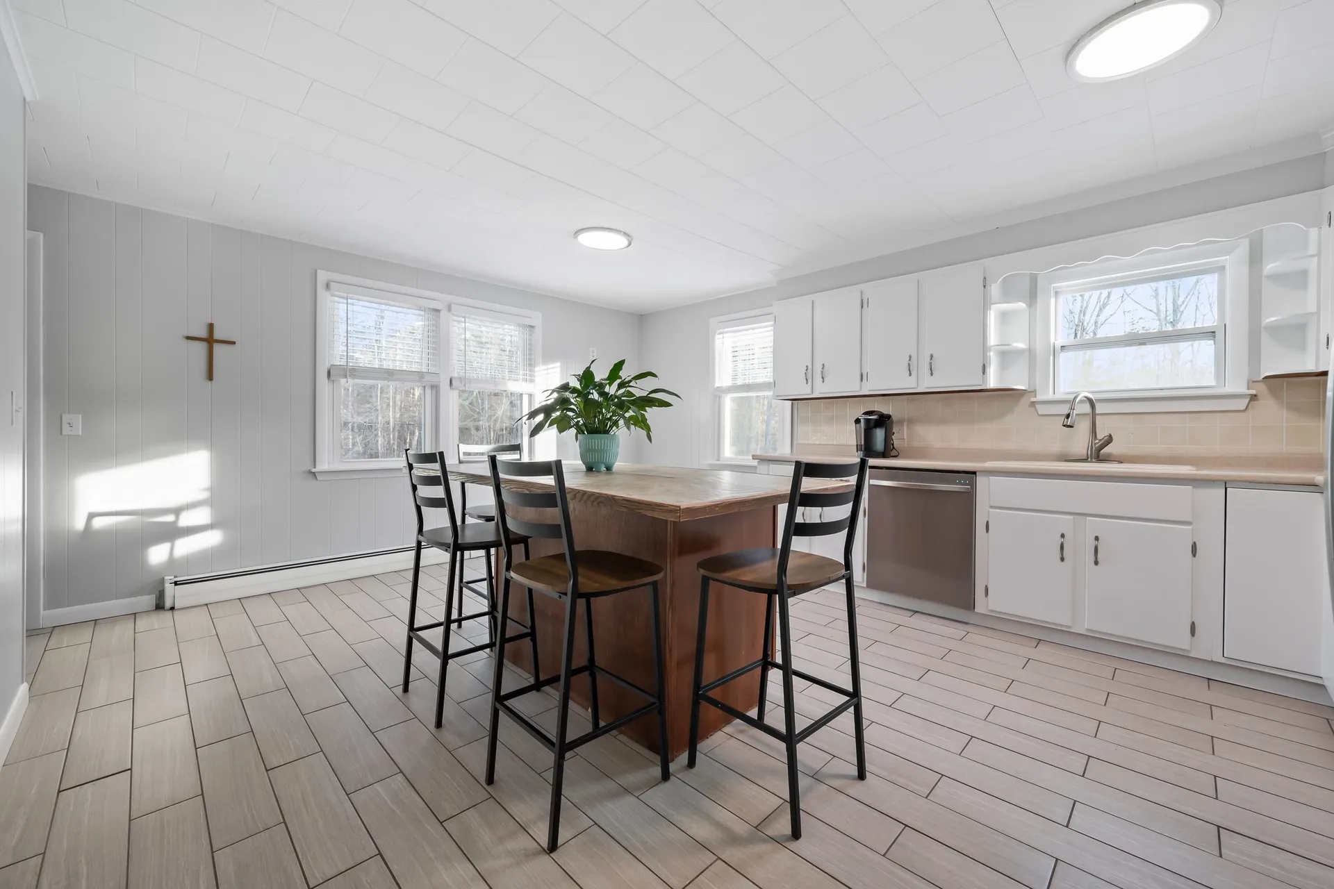 264 Parker Road Carroll NH 03598