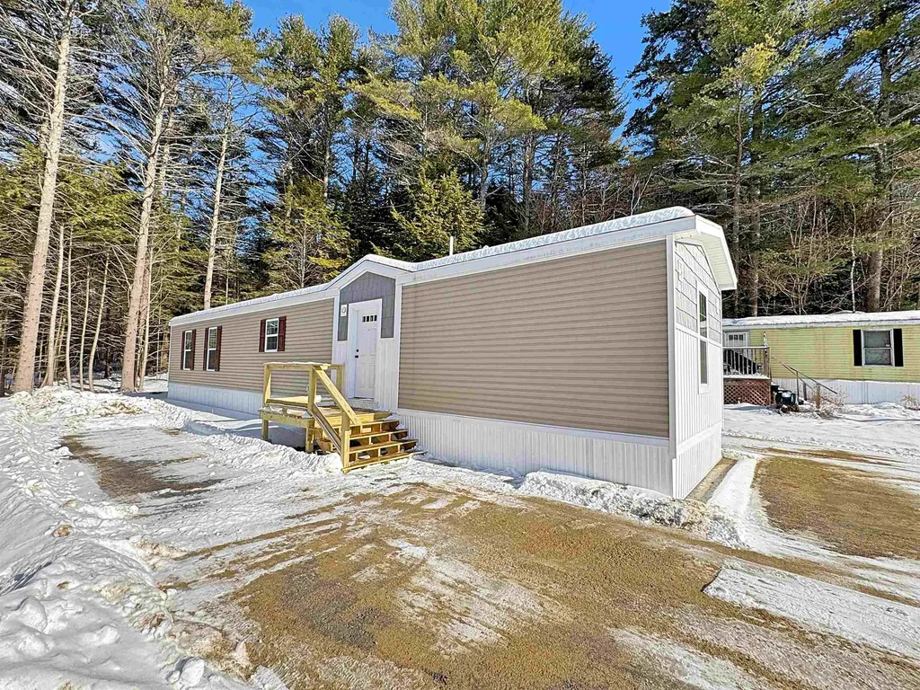 20 True Road Meredith NH 03253