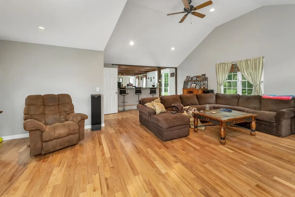 26 Hilltop Drive Wakefield NH 03872