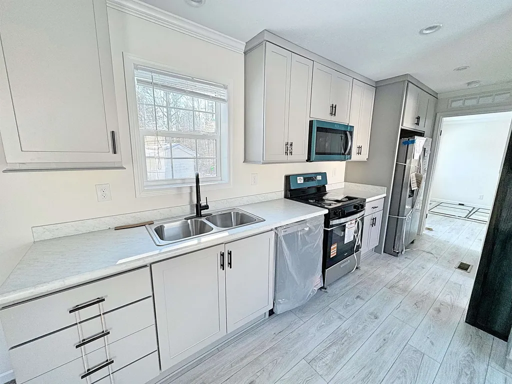 20 True Road Meredith NH 03253