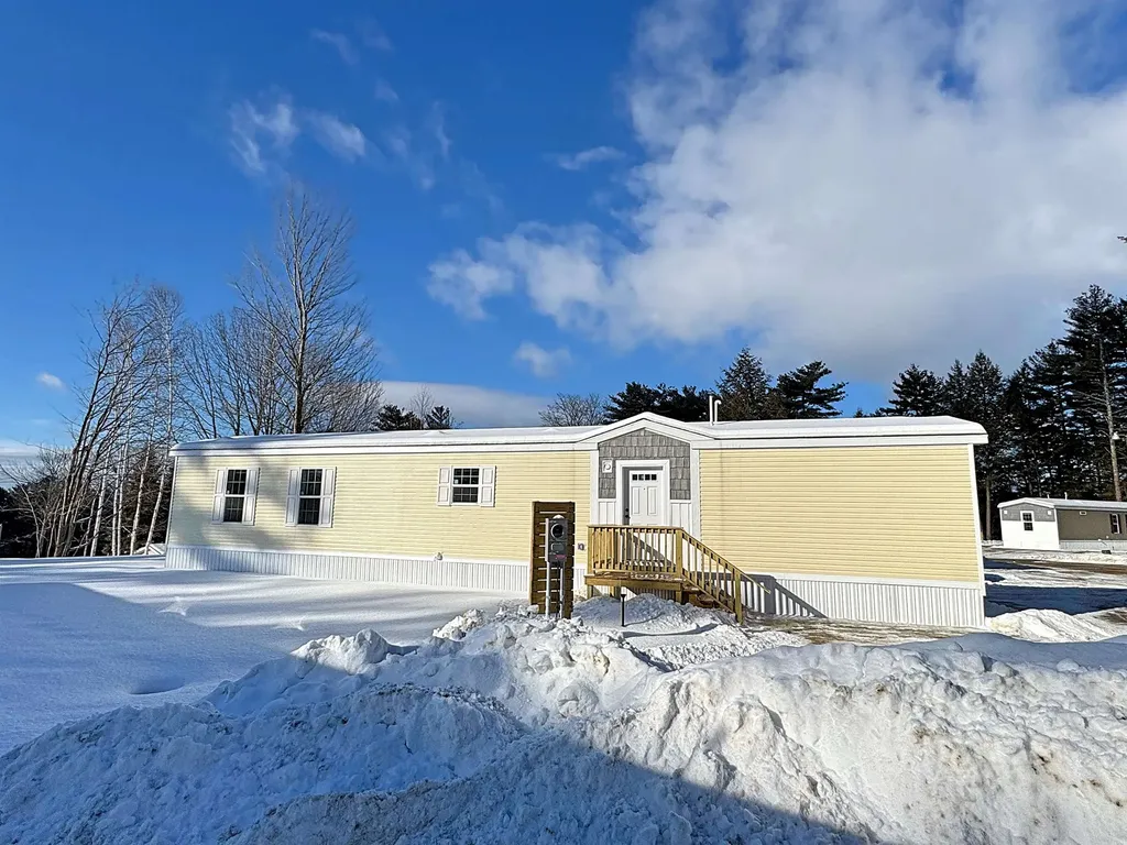 20 True Road Meredith NH 03253