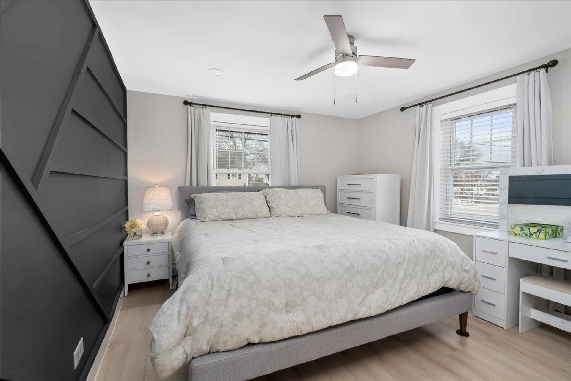 11 Lincoln Street Manchester NH 03103