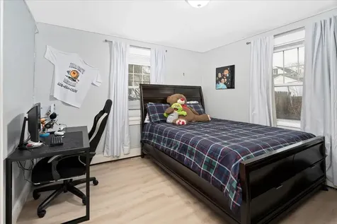 11 Lincoln Street Manchester NH 03103