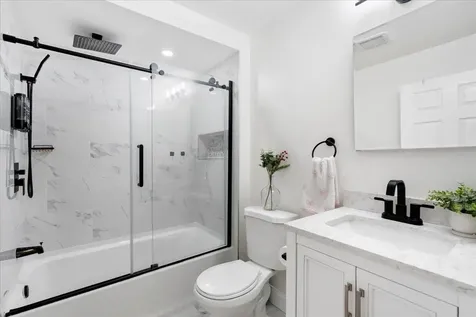 11 Lincoln Street Manchester NH 03103