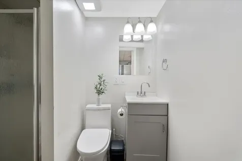 11 Lincoln Street Manchester NH 03103