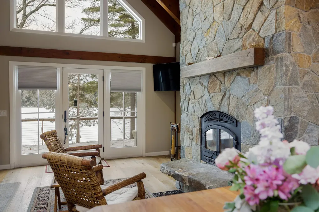 6 Samoset Road Sunapee NH 03782