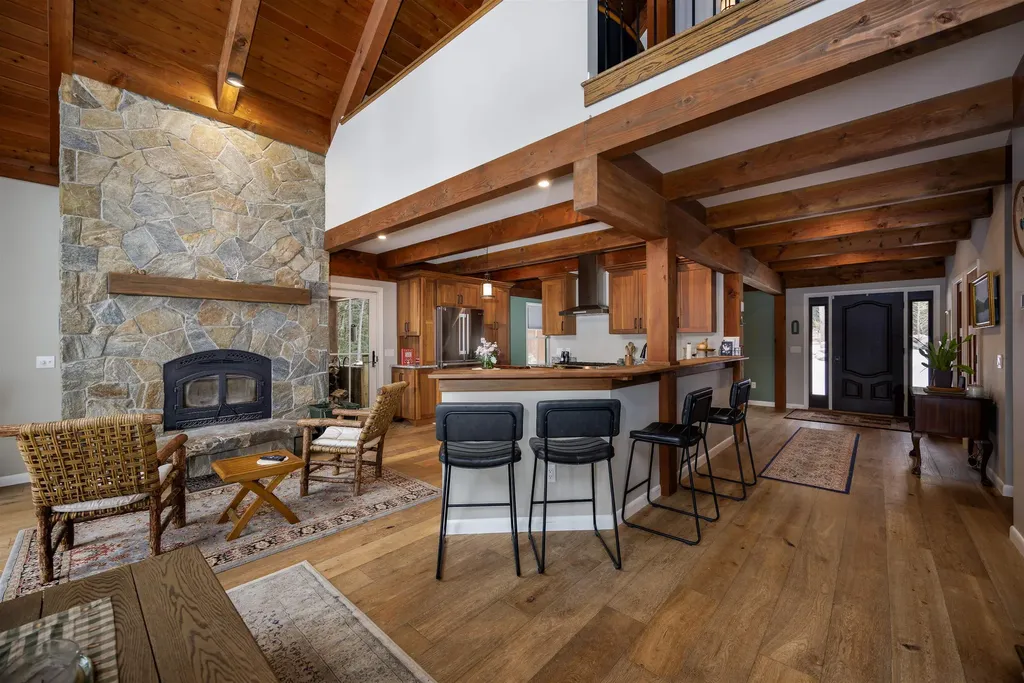 6 Samoset Road Sunapee NH 03782