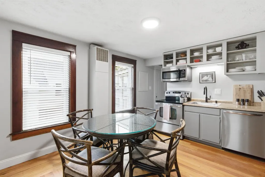 65 S Elm Street Manchester NH 03103