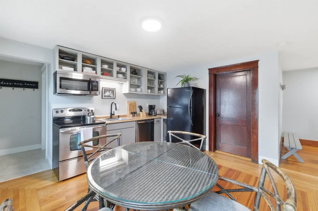 65 S Elm Street Manchester NH 03103