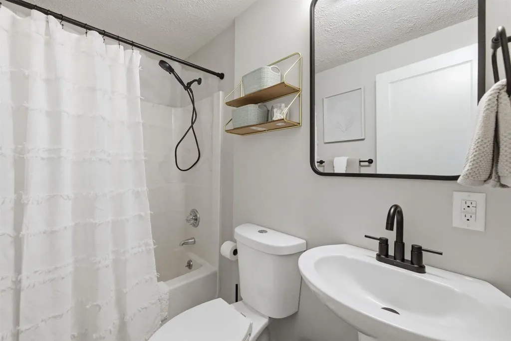 65 S Elm Street Manchester NH 03103