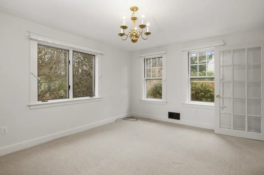 175 Wentworth Road New Castle NH 03854