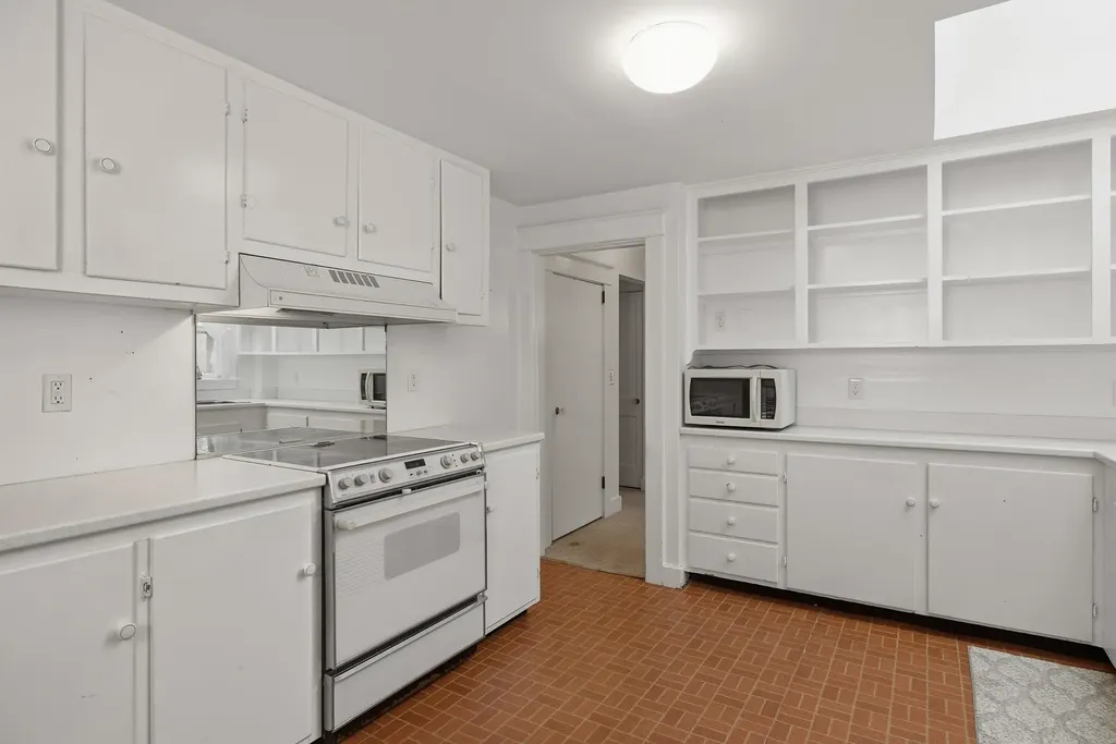 175 Wentworth Road New Castle NH 03854