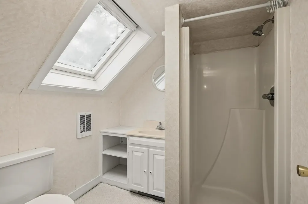 175 Wentworth Road New Castle NH 03854