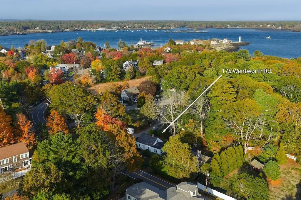 175 Wentworth Road New Castle NH 03854