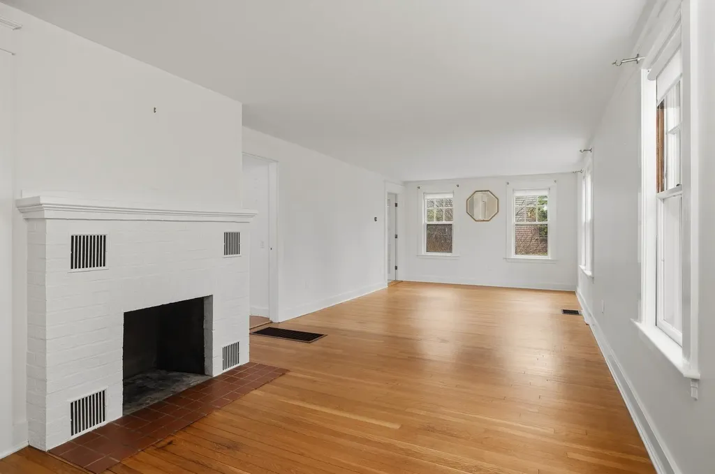 175 Wentworth Road New Castle NH 03854