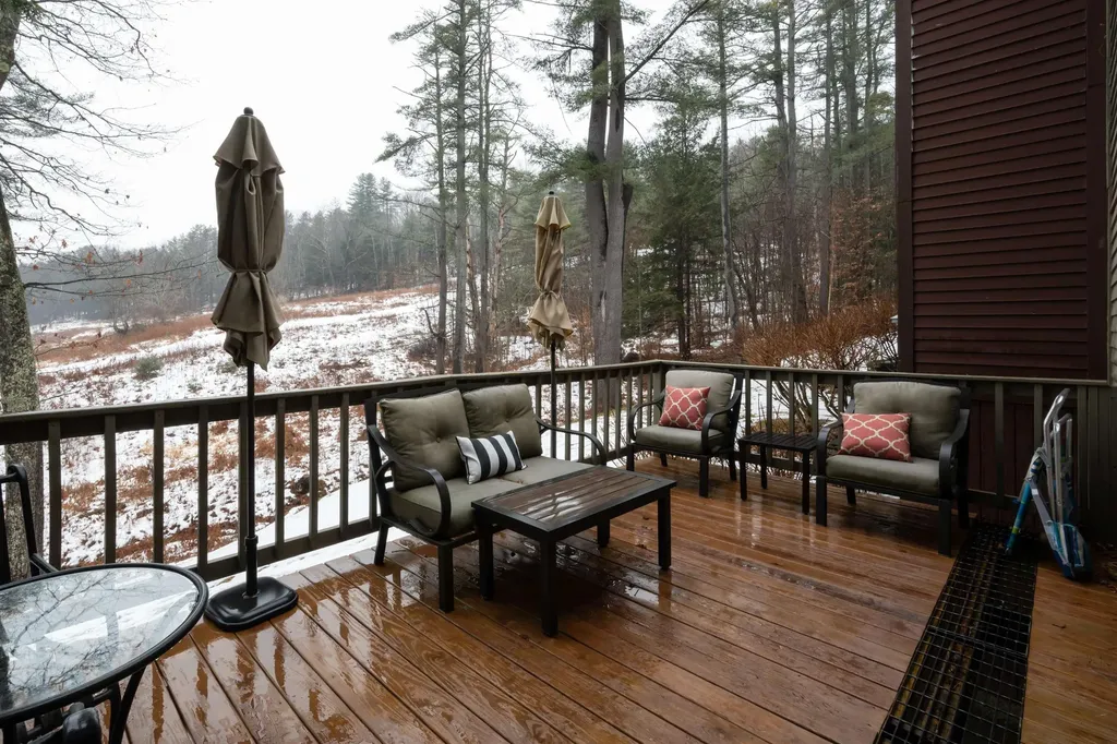 974 Hard Road Hartford VT 05059