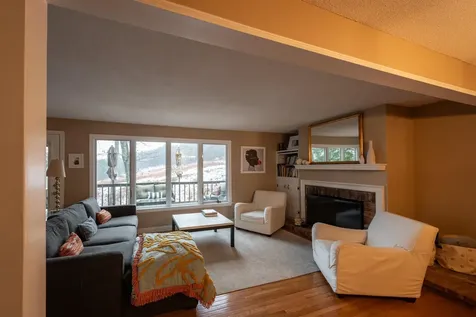 974 Hard Road Hartford VT 05059