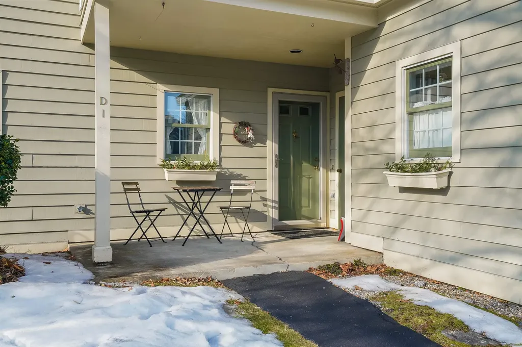 388 Western Avenue Henniker NH 03242