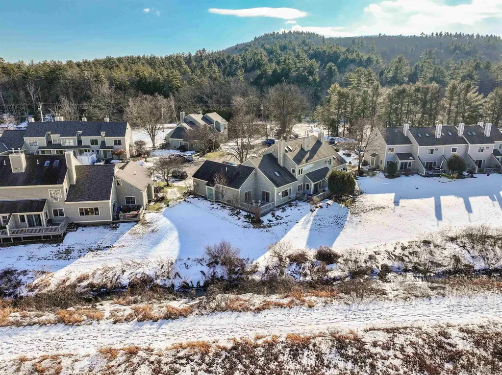 388 Western Avenue Henniker NH 03242