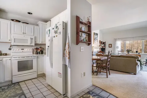 388 Western Avenue Henniker NH 03242