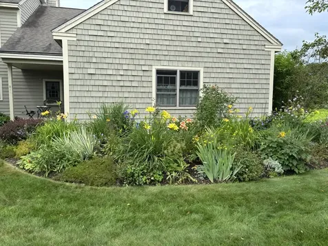 388 Western Avenue Henniker NH 03242